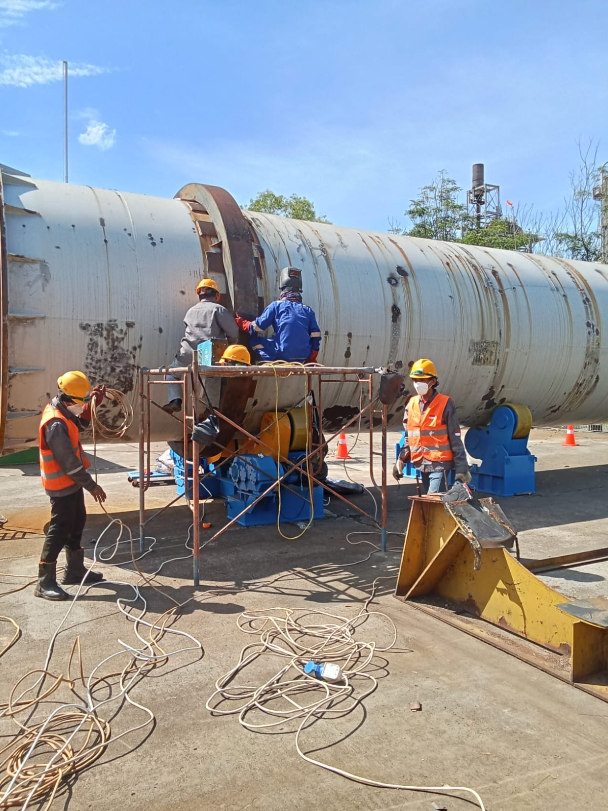 Rotary Dryer Bogor: Solusi Pengeringan Efisien untuk Industri Anda
